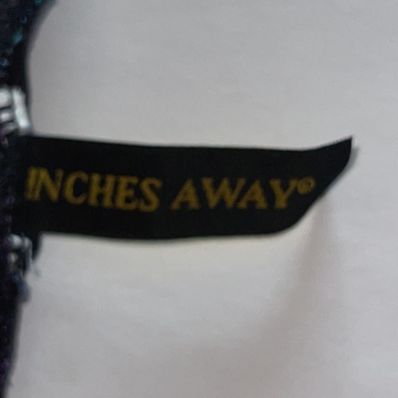 Inches Away Black Vivid Floral Scoop Back One Piece Swimsuit - Picture 4 of 8